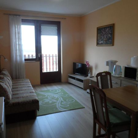 Apartman Berki Heviz Exterior foto