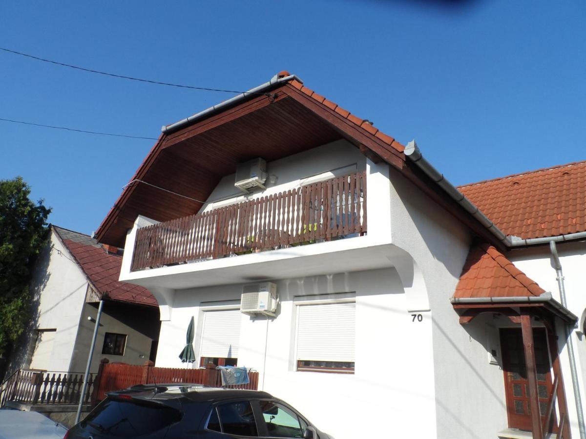 Apartman Berki Heviz Exterior foto